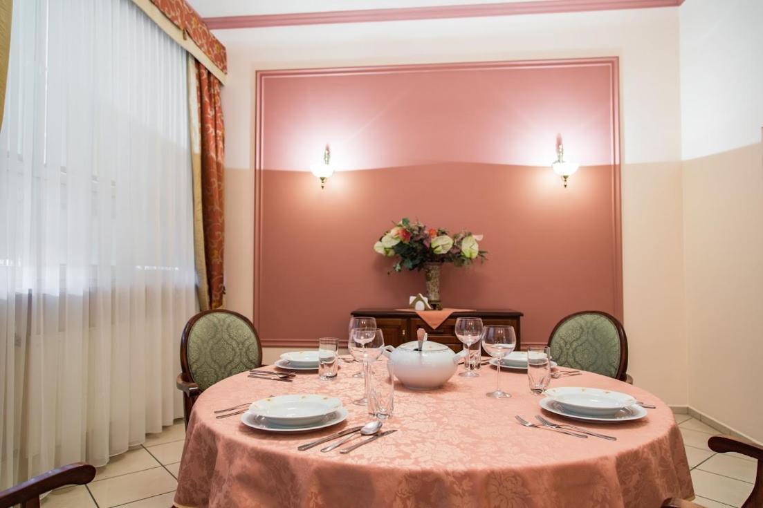 Kompleks Restauracyjno-Noclegowy Rubikon Lublin Luaran gambar